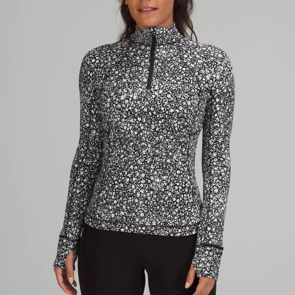 Lululemon IT'S RULU RUN HALF-ZIP
Venture Floral Alpine White Black
Size: 10